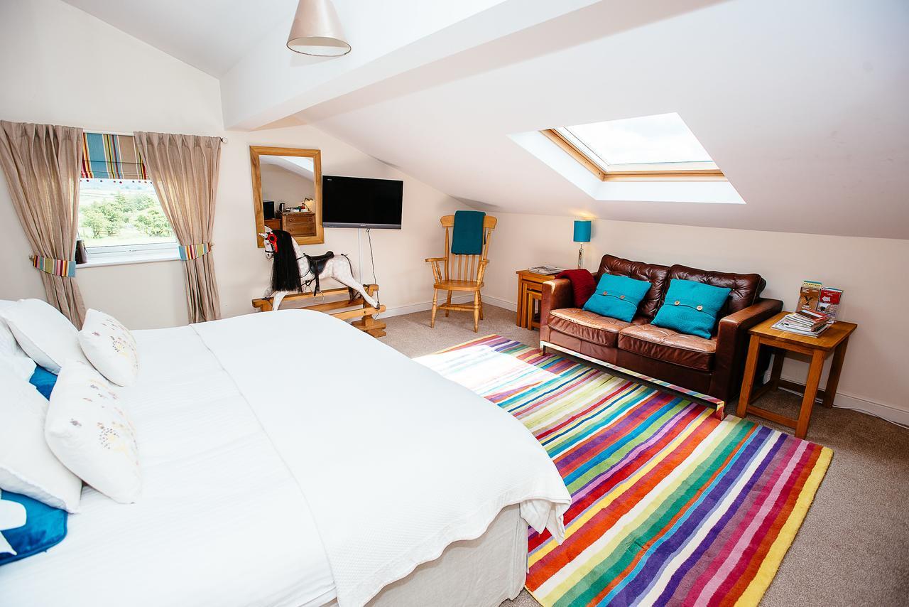 Bed and Breakfast Pickersgill Manor Farm Silsden Exteriér fotografie
